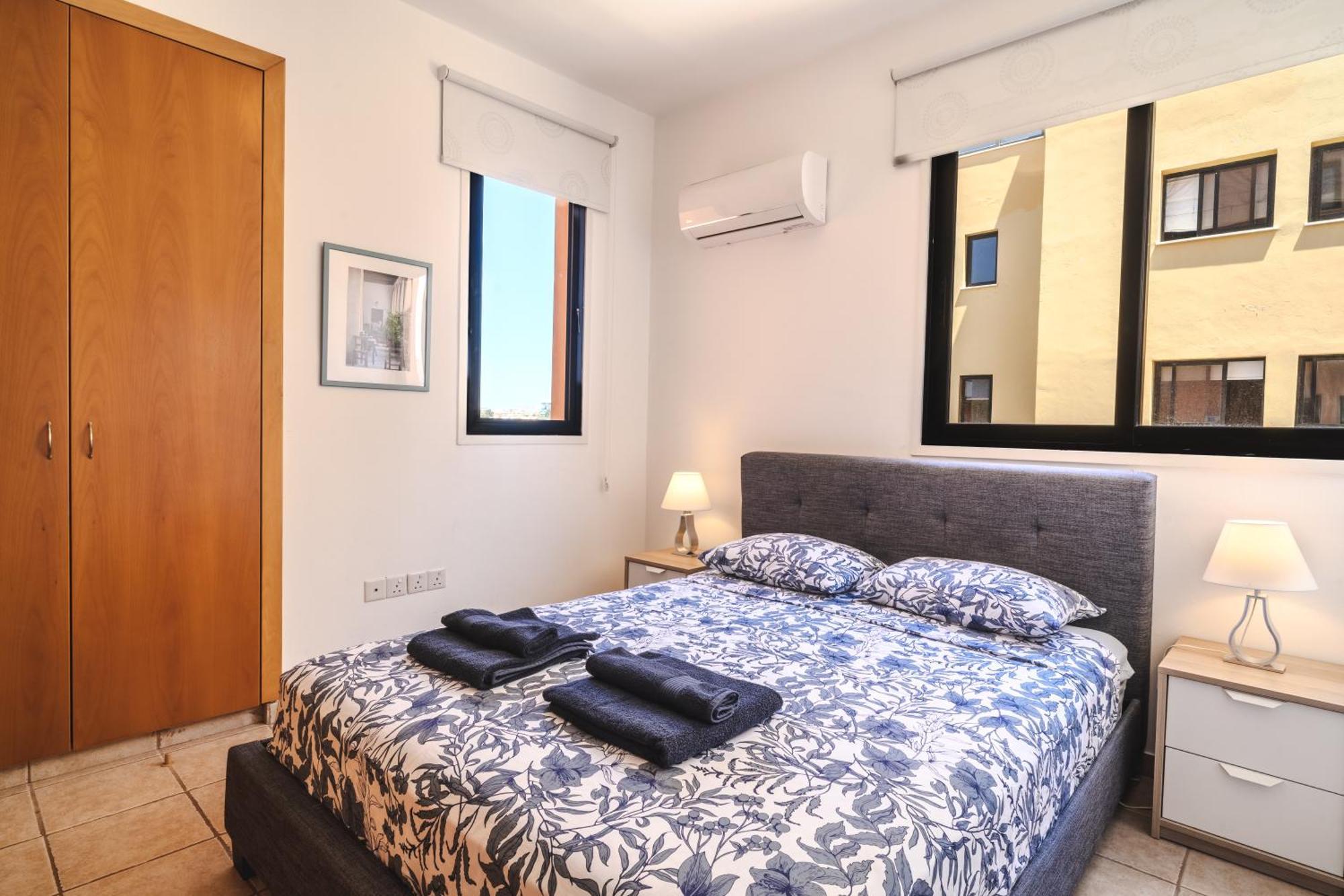 Isabella One Bedroom Larnaca Exterior photo