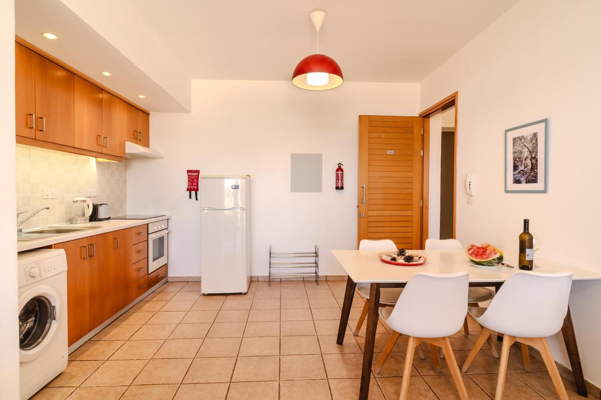 Isabella One Bedroom Larnaca Exterior photo
