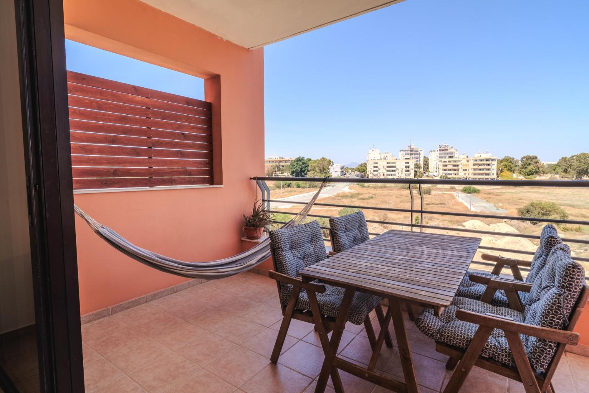 Isabella One Bedroom Larnaca Exterior photo