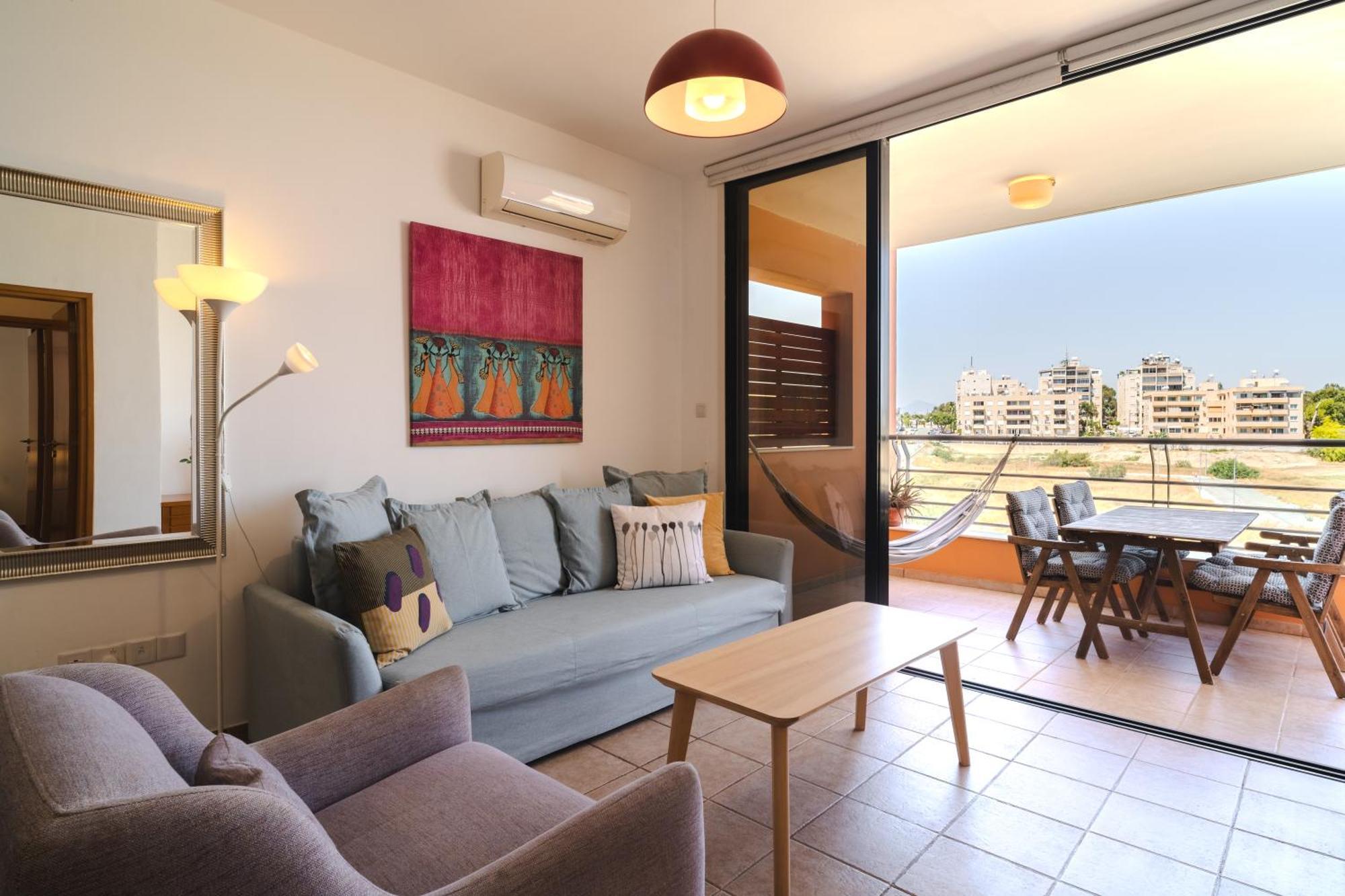 Isabella One Bedroom Larnaca Exterior photo